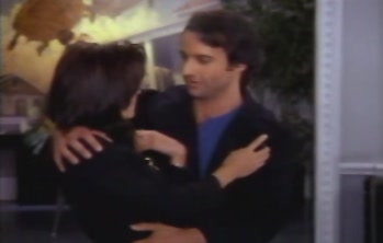 courteneycox-thetroublewithlarry_0425.jpg