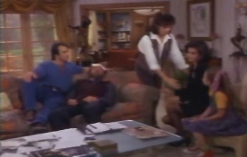 courteneycox-thetroublewithlarry_0985.jpg