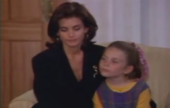 courteneycox-thetroublewithlarry_1019.jpg