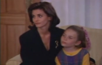 courteneycox-thetroublewithlarry_1029.jpg