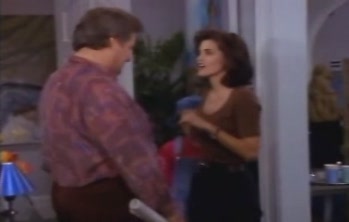 courteneycox-thetroublewithlarry_1667.jpg