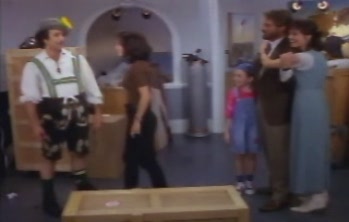 courteneycox-thetroublewithlarry_1987.jpg