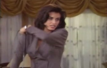 courteneycox-thetroublewithlarry_2445.jpg courteneycox-thetroublewithlarry_2445.jpg