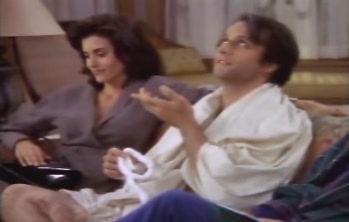 courteneycox-thetroublewithlarry_2681.jpg courteneycox-thetroublewithlarry_2681.jpg