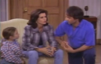 courteneycox-thetroublewithlarry_3580.jpg