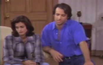 courteneycox-thetroublewithlarry_3721.jpg
