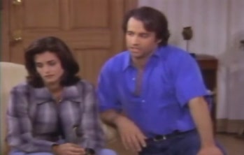 courteneycox-thetroublewithlarry_3722.jpg
