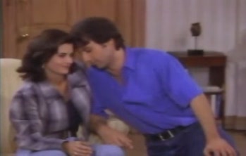 courteneycox-thetroublewithlarry_3772.jpg courteneycox-thetroublewithlarry_3772.jpg
