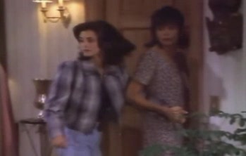 courteneycox-thetroublewithlarry_3790.jpg