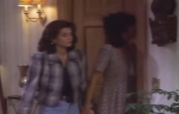 courteneycox-thetroublewithlarry_3801.jpg
