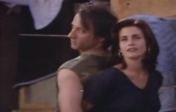 courteneycox-thetroublewithlarry_4428.jpg courteneycox-thetroublewithlarry_4428.jpg