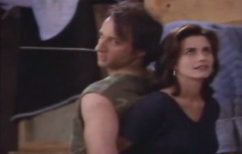 courteneycox-thetroublewithlarry_4429.jpg