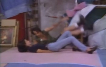courteneycox-thetroublewithlarry_4547.jpg