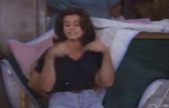 courteneycox-thetroublewithlarry_4581.jpg courteneycox-thetroublewithlarry_4581.jpg