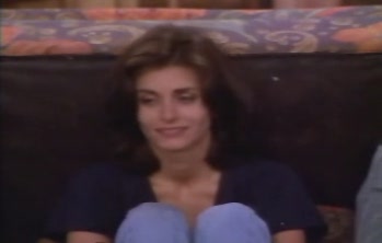 courteneycox-thetroublewithlarry_4915.jpg