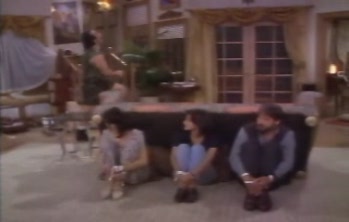 courteneycox-thetroublewithlarry_5002.jpg courteneycox-thetroublewithlarry_5002.jpg