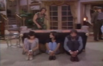 courteneycox-thetroublewithlarry_5004.jpg