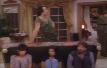courteneycox-thetroublewithlarry_5013.jpg courteneycox-thetroublewithlarry_5013.jpg