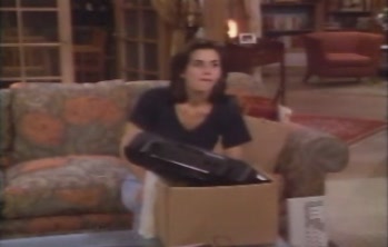 courteneycox-thetroublewithlarry_5137.jpg courteneycox-thetroublewithlarry_5137.jpg
