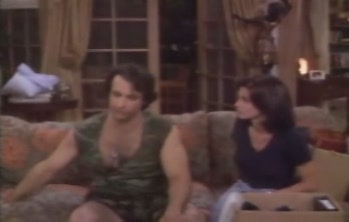 courteneycox-thetroublewithlarry_5220.jpg