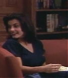 courteneycox-thetroublewithlarry_4026.jpg