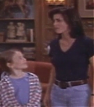 courteneycox-thetroublewithlarry_4080.jpg