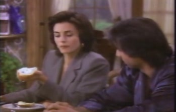 courteneycox-thetroublewithlarry_5488.jpg courteneycox-thetroublewithlarry_5488.jpg