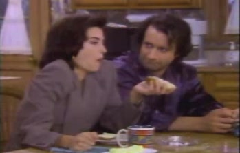 courteneycox-thetroublewithlarry_5502.jpg