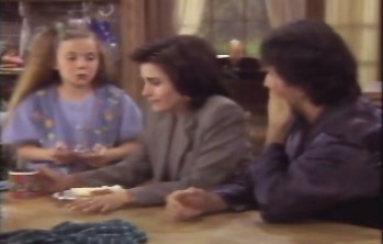 courteneycox-thetroublewithlarry_5536.jpg