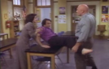 courteneycox-thetroublewithlarry_6074.jpg