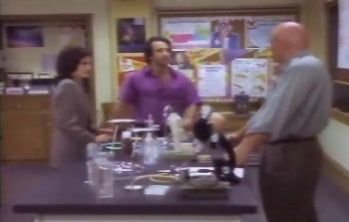 courteneycox-thetroublewithlarry_6141.jpg