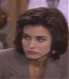 courteneycox-thetroublewithlarry_5529.jpg