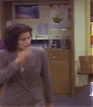 courteneycox-thetroublewithlarry_5996.jpg