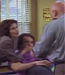 courteneycox-thetroublewithlarry_6070.jpg