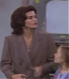 courteneycox-thetroublewithlarry_6282.jpg