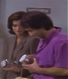 courteneycox-thetroublewithlarry_6330.jpg