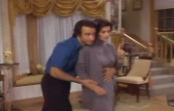 courteneycox-thetroublewithlarry_7180.jpg