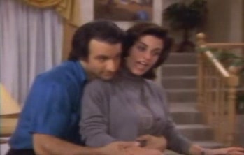 courteneycox-thetroublewithlarry_7183.jpg
