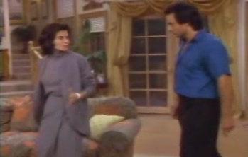 courteneycox-thetroublewithlarry_7271.jpg