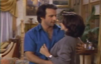 courteneycox-thetroublewithlarry_7322.jpg