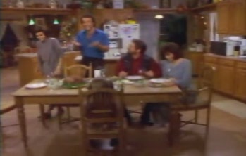 courteneycox-thetroublewithlarry_7404.jpg