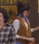 courteneycox-thetroublewithlarry_8140.jpg