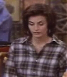 courteneycox-thetroublewithlarry_8155.jpg