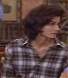courteneycox-thetroublewithlarry_8158.jpg