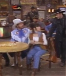 courteneycox-thetroublewithlarry_8205.jpg