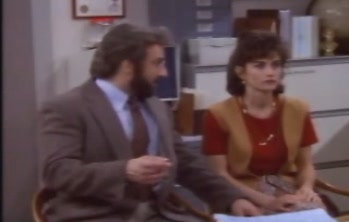 courteneycox-thetroublewithlarry_0403.jpg