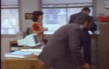 courteneycox-thetroublewithlarry_0408.jpg courteneycox-thetroublewithlarry_0408.jpg